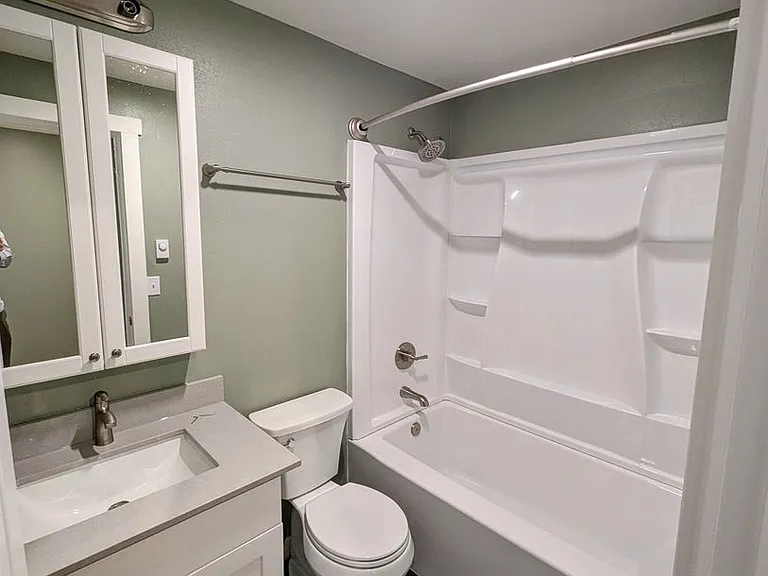 8829 Glendale St #17-24 — Photo 12