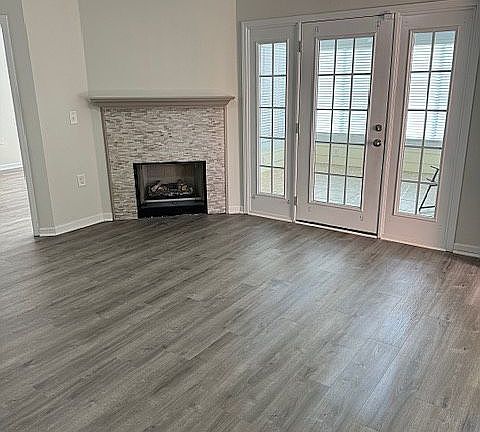 2nd image of 2225 Orchard Pl