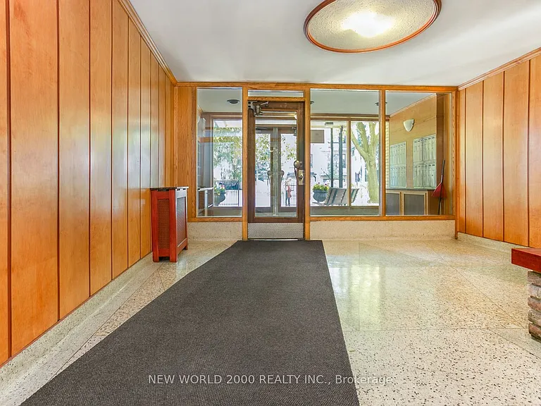 190 Cosburn Ave #408 — Photo 8