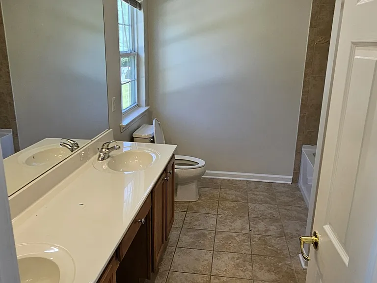 44 Imperial Pl — Photo 14