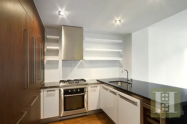 Rented by Halstead Real Estate | media 20
