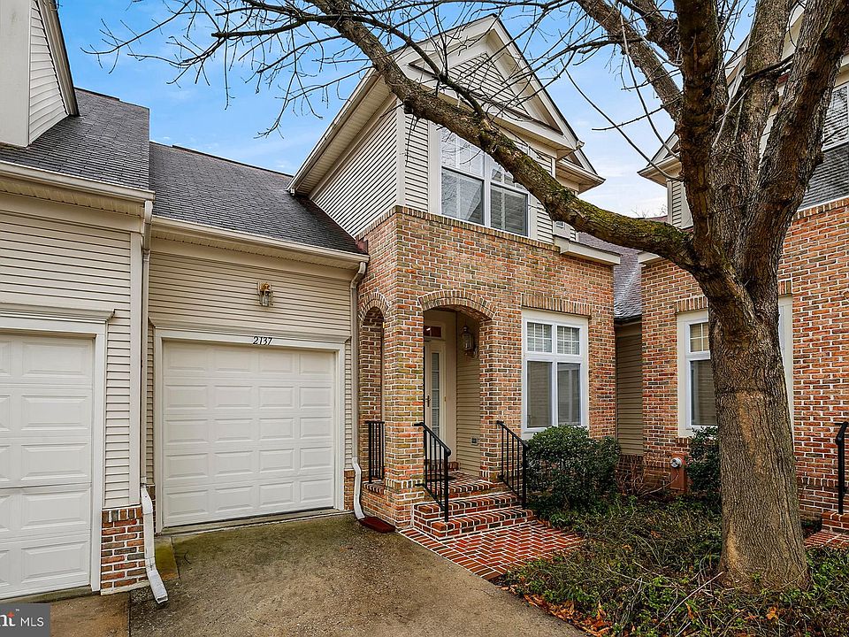 2nd image of 2137 Turnberry Way Unit 15
