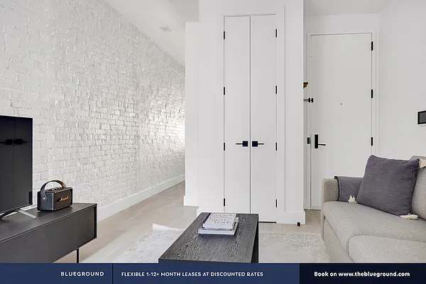 Rented by The Blueground | media 62