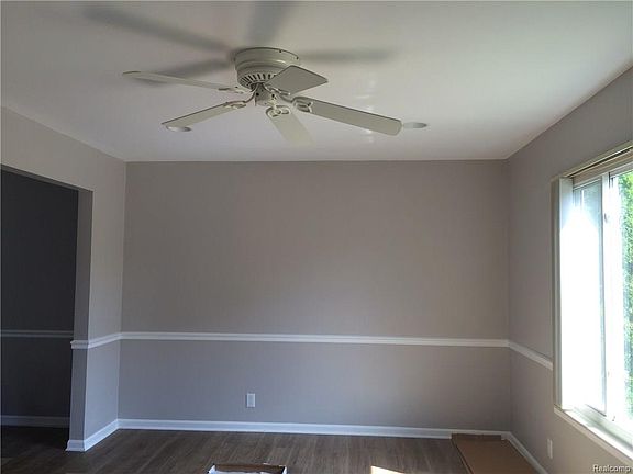 4th image of 245 N Bywood Ave