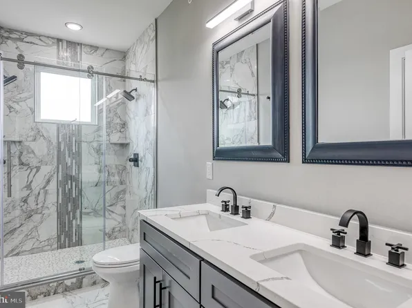 1917 N Lawrence St #Penthouse, Philadelphia, PA 19122