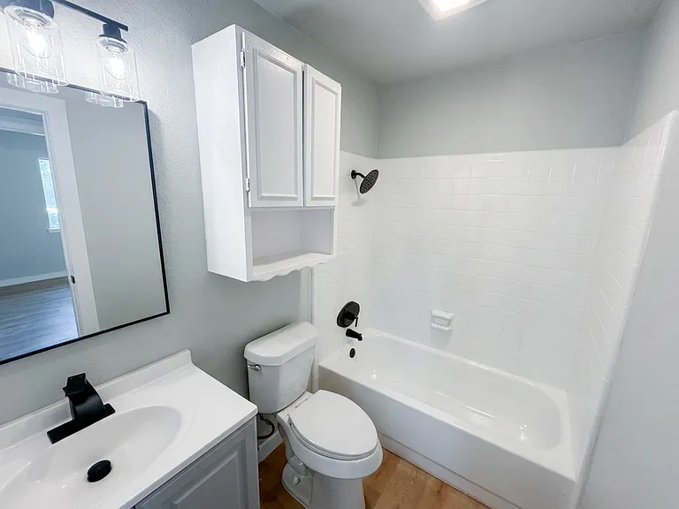 8726 Timberbriar St — Photo 9