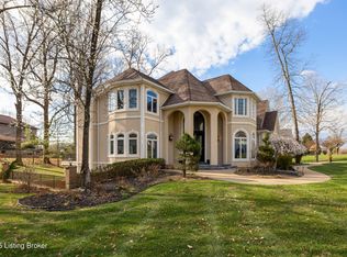 711 Foxfire Rd, Elizabethtown, KY 42701