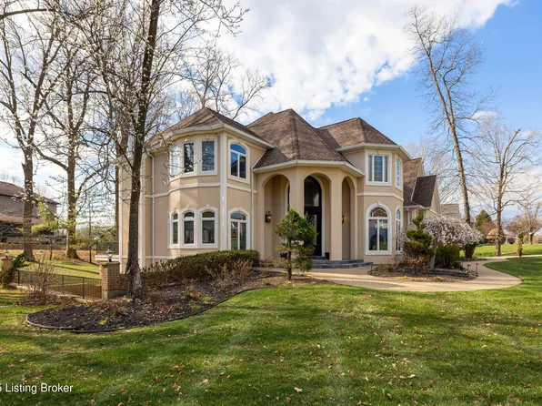 711 Foxfire Rd, Elizabethtown, KY 42701