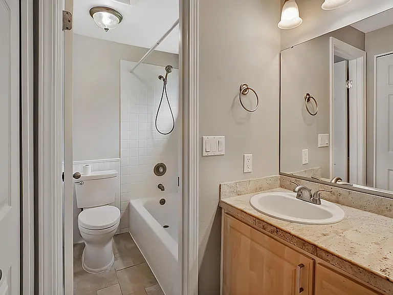 11102 NE 125th Ln #K135 — Photo 2