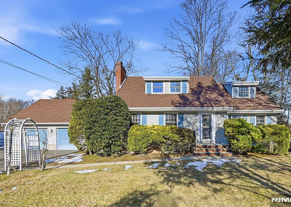1st image of 257 Franklin Ave