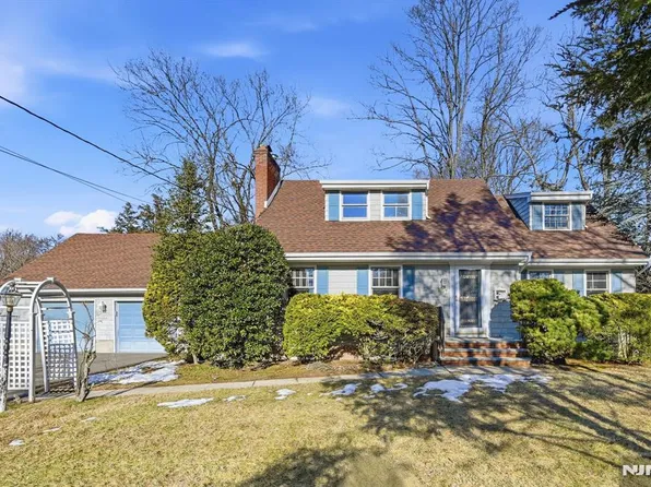 257 Franklin Ave, Wyckoff, NJ 07481