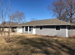 545 Florida Ave, Aurora, IL 60506