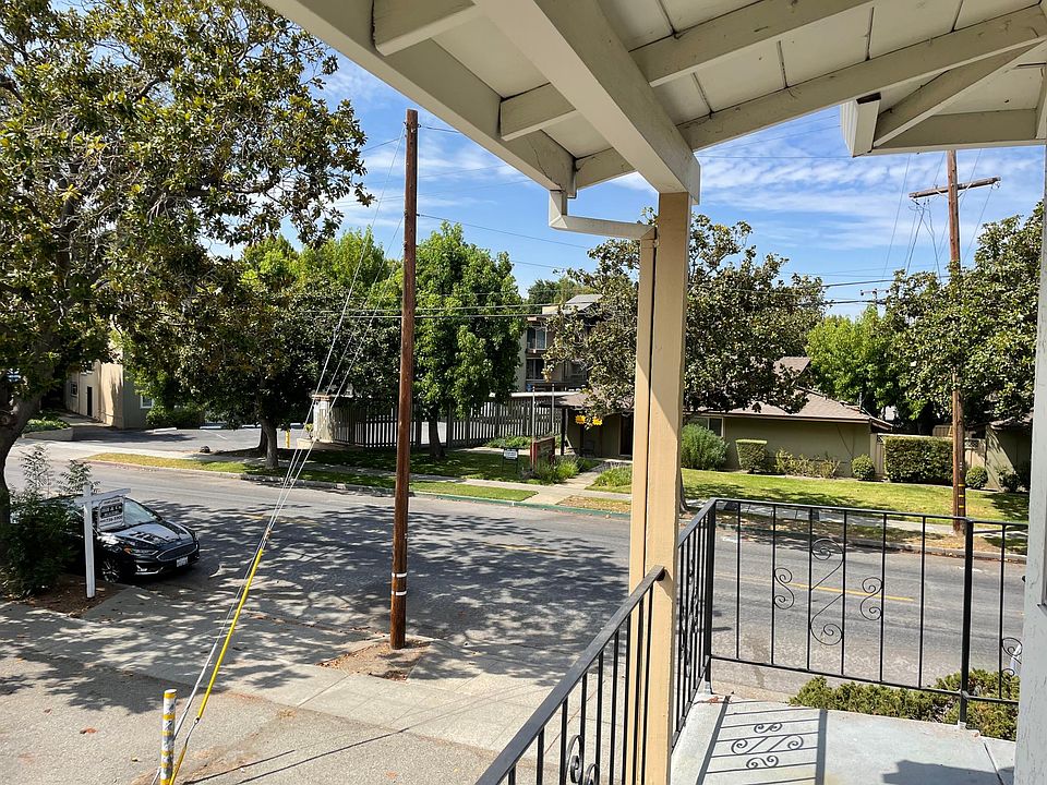 1st image of 422 S Bernardo Ave