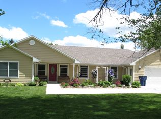 645 Halifax Rd, Holts Summit, MO 65043