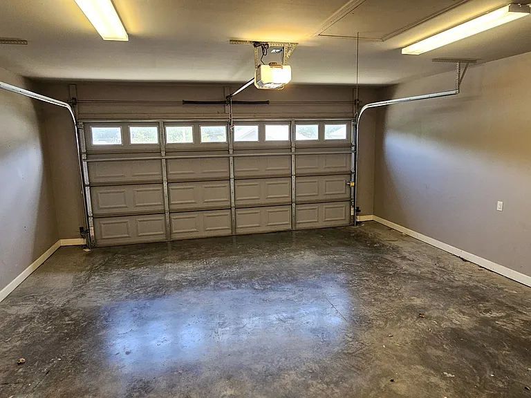 6070 Allwood Dr — Photo 20