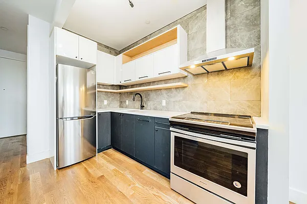Rented by Nooklyn NYC LLC | media 44