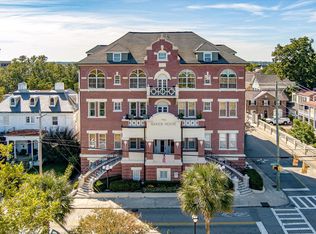 55 Ashley Ave APT 17, Charleston, SC 29401