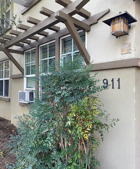 911 N Harper Ave #2 — Photo 24