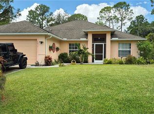 2011 Leroy Ave, Alva, FL 33920