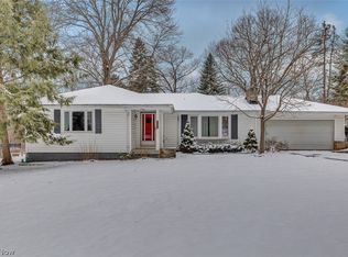 5876 Woodhill St, Painesville, OH 44077