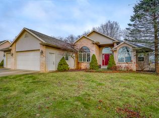 7187 Chianti Cir, Mattawan, MI 49071
