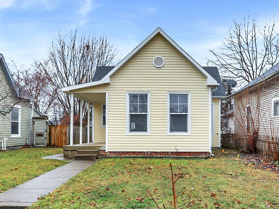 1st image of 1519 Woodlawn Ave