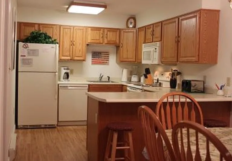 227 Main St #201 — Photo 5