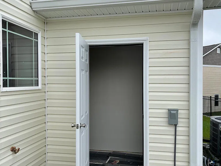 1052 Wells Way — Photo 22