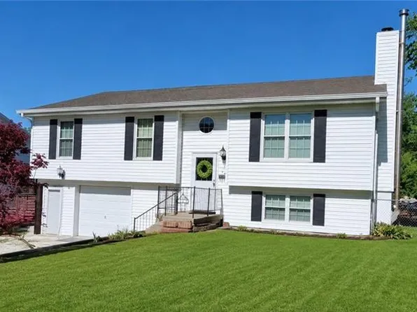 103 S Paul Dr, Sibley, MO 64088