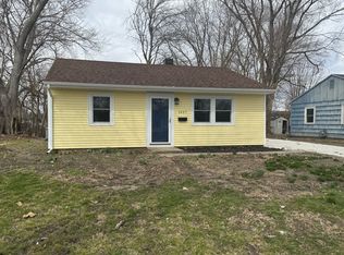 1037 Eastview Dr, Rantoul, IL 61866