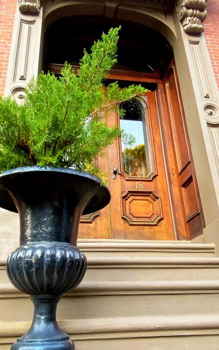 18 Worcester Sq — Photo 1