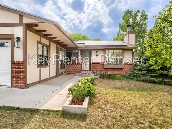 9 S Moline St, Aurora, CO 80010