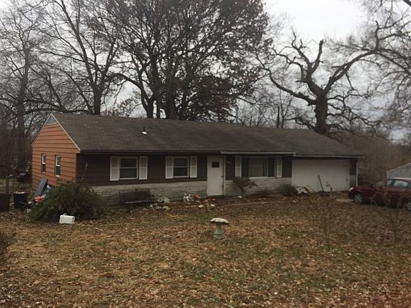 3rd image of 3625 Dodson Ave