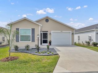 1640 Olivia Ter, Okahumpka, FL 34762