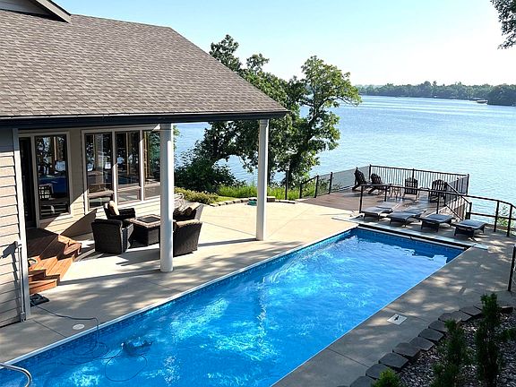 4th image of 2166 Rix Rd