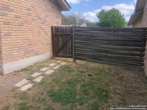 4th image of 13231 Larkwalk St