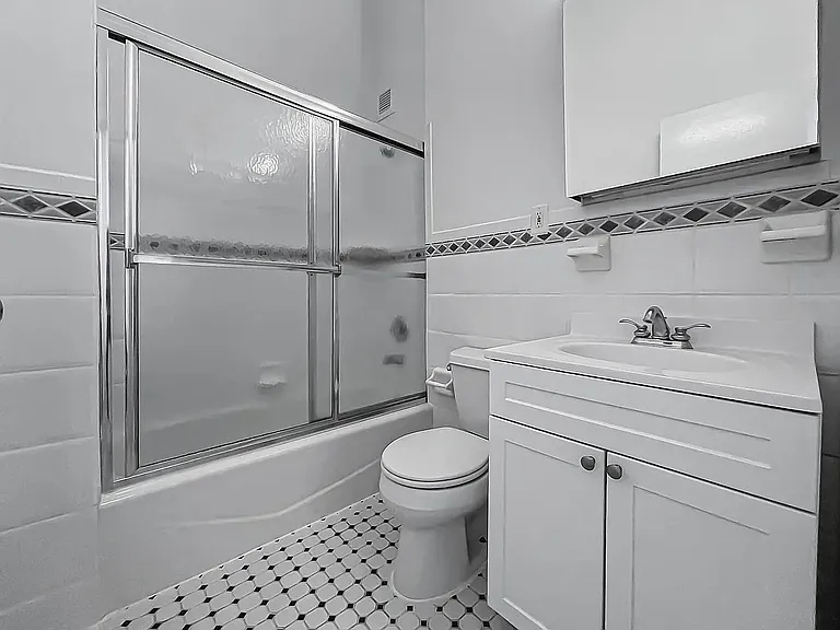 4 Park Ave #19J — Photo 6