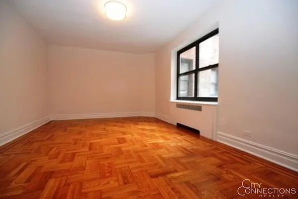 Rented by City Connections Realty | media 19