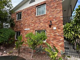 1319 17th Ave N, Saint Petersburg, FL