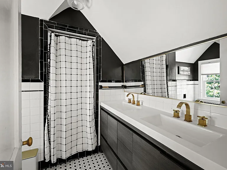1623 Jonquil St NW — Photo 33