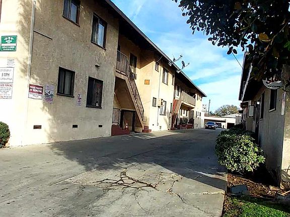 4th image of 228 N San Antonio Ave APT 5