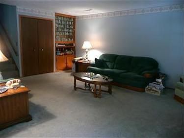 2nd image of 10385 Greenview Ave