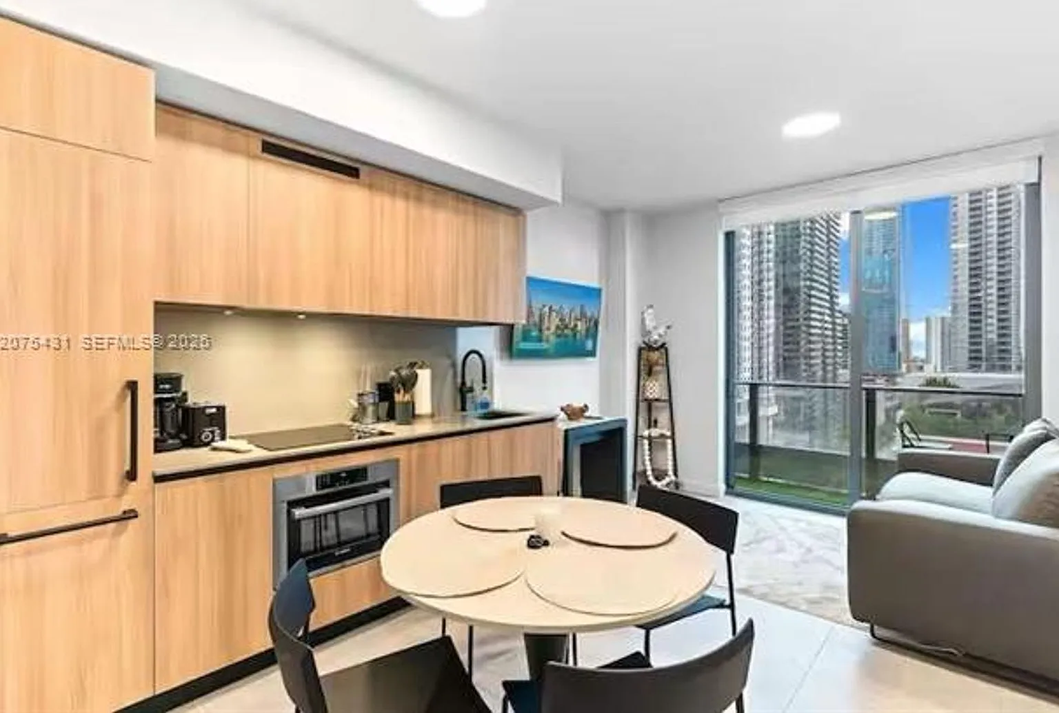 121 NE 5th St cu-1711, Miami, FL 33132 — Photo 2