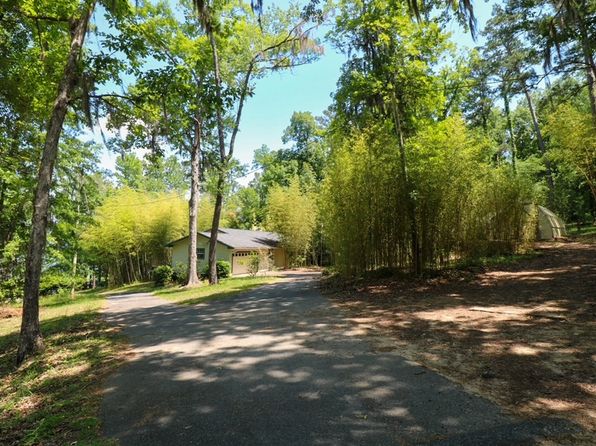 407 Lakeshore Dr, Bainbridge, GA 39819