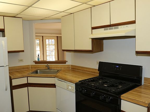 2nd image of 625 Quincy Bridge Ln APT 201