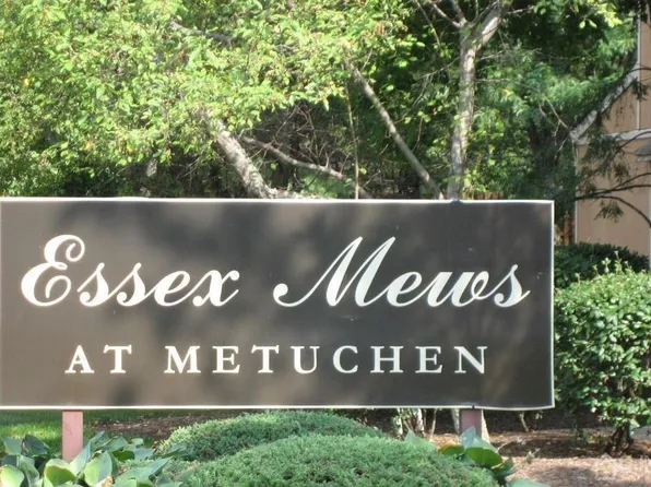 165 Essex Ave APT 509, Metuchen, NJ 08840