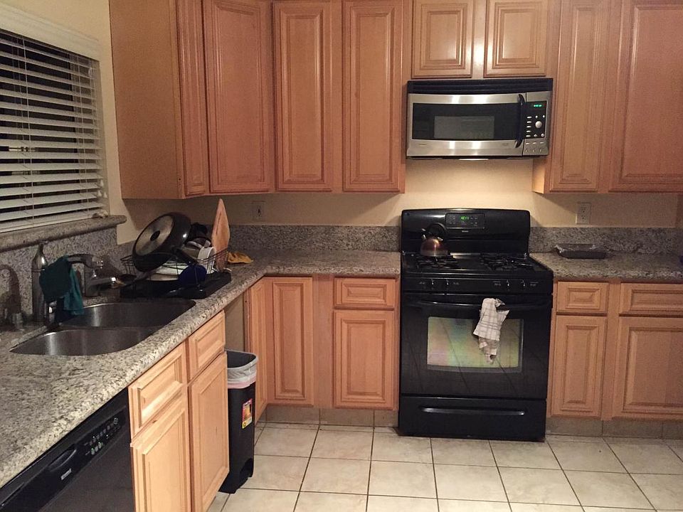 1st image of 26020 Alizia Canyon Dr Unit E
