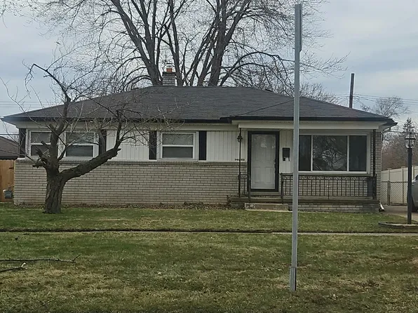 29696 Tamarack Dr, Flat Rock, MI 48134