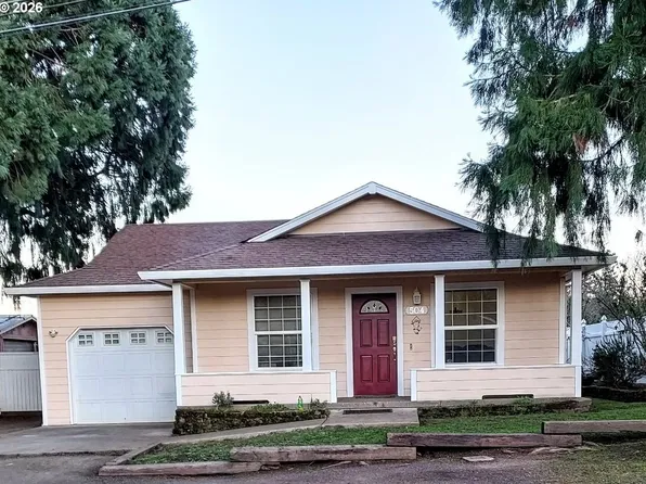 504 Wall St, Silverton, OR 97381
