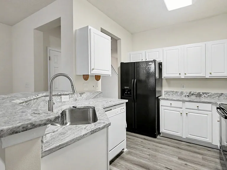113 Olde Towne Way #3 — Photo 32